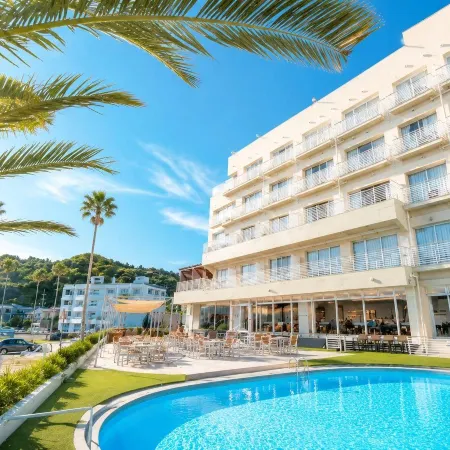 Sayan Terrace Hotel & Resort