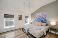 Modern 3 2  two kings   hot tub  fire pit  16min to wine trail  nearby Pickleball courts   pools - Homestays