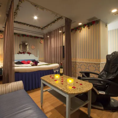 Hotel Gallery (Adult Only) Các khách sạn gần Ga Ōike