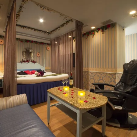 Hotel Gallery (Adult Only)