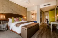 Franschhoek Boutique Hotel - Lion Roars Hotels & Lodges - balcony
