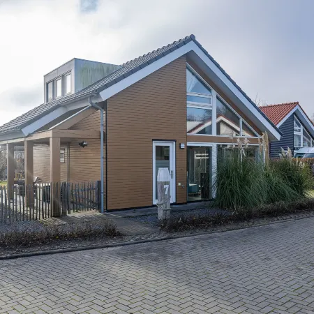 Zonnedorp 7 De Meerpaal in Renesse Comfortable Holiday House Close to the Beach Hotels in Renesse