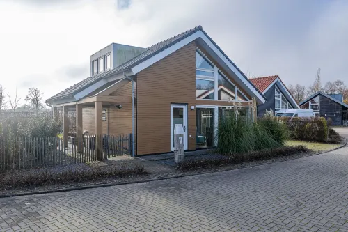 Zonnedorp 7 De Meerpaal in Renesse Comfortable Holiday House Close to the Beach - Homestays