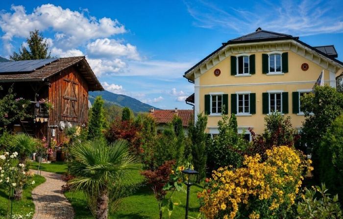 Vacation apartment in the Grisons Oberland