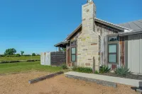Uncorked Ranch Hill Country Home 1Mi to Winery! - spa