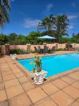 Aloe Self Catering Two Bedroom Apartment Open Plan - Pools