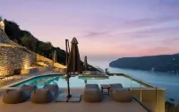 The One Limeni - Villas