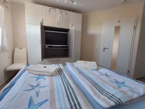Modern 70 m² Vacation Rental with a Rooftop Terrace in Grömitz / Brenkenhagen and a Wallbox - badewanne
