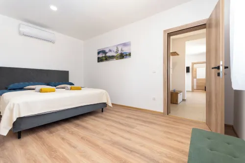 House Mirakul Near Krka With Private Pool - Homestays