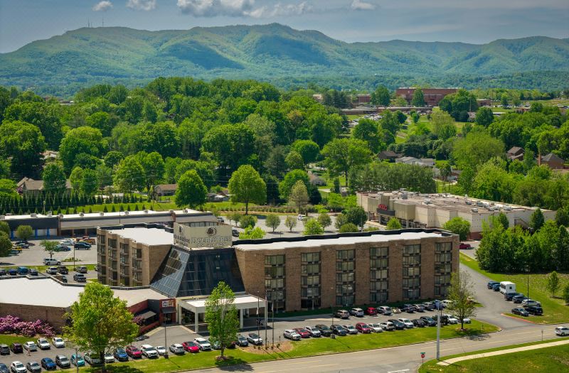 DoubleTree by Hilton Hotel Johnson City