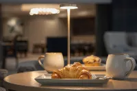Dallas/Addison Marriott Quorum by the Galleria - breakfast