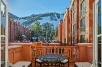 The St. Regis Aspen Resort - マウンテンビュー