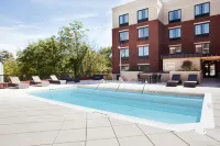 Hampton Inn & Suites Chapel Hill-Carrboro/Downtown - Gym