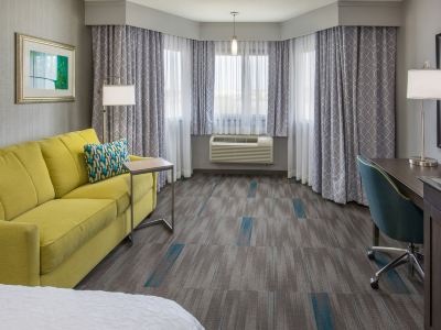 Hampton Inn Monterey