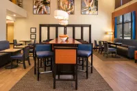 Hampton Inn & Suites Schertz - 2-Star
