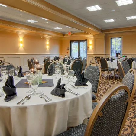 Grand Hotel at Bridgeport