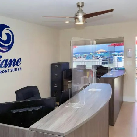 Diane Oceanfront Suites