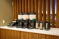 SpringHill Suites Medford Airport - breakfast
