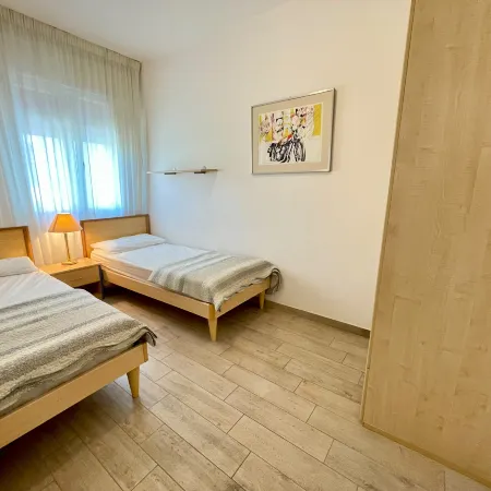 Cozy Villa with Private Garden - Beahost