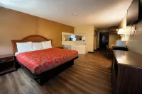 Extended Stay Inn & Suites Marion I-57 - parking
