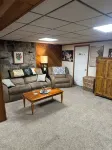 House 10 min from PSU Quiet neighborhood - piscina