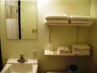 Golden West Motel - Pet friendly