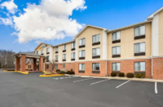 La Quinta Inn & Suites by Wyndham Norwich-Plainfield-Casino Hoteles en 