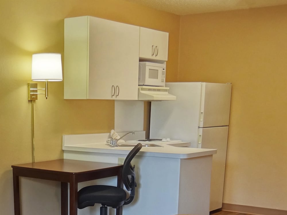 Extended Stay America Suites - Tucson - Grant Road