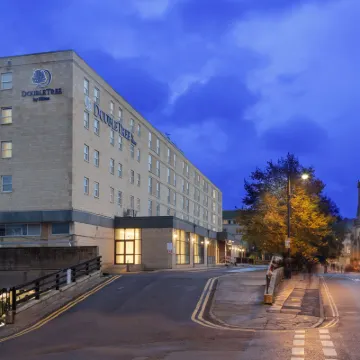 DoubleTree by Hilton Bath Hotels near Hedgemead Park
