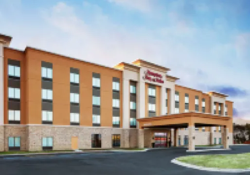 Hampton Inn & Suites Chicago Waukegan Hotels in 