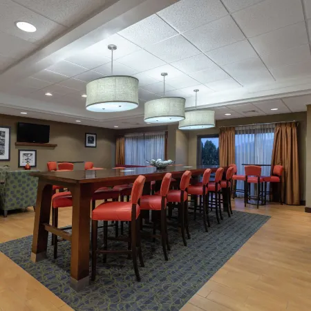 Hampton Inn Bedford