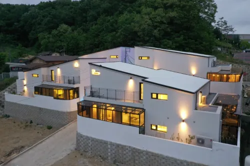 Andong The Stunning Pool Villa Hotels in Andong-si