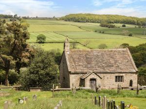 Stoneycroft Barn