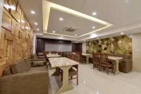 Golden Tree Hotels in Noida