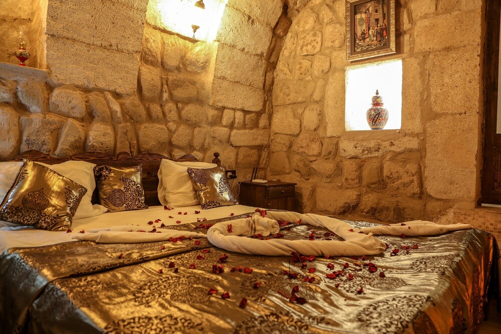 Goreme Palace Cave Suites