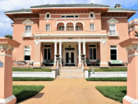 JH Adams Inn, Trademark Collection by Wyndham Hotels in High Point