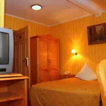 Dedek Park - Historyczny Dworek w pięknym Parku Skaryszewskim Obok Stadionu Narodowego Rooms