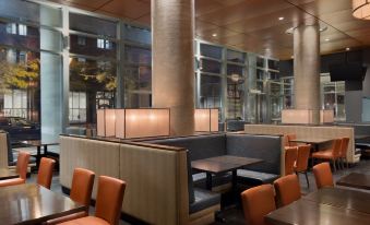 Embassy Suites by Hilton Montreal