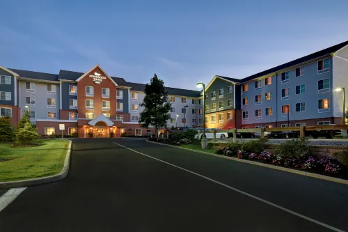 Homewood Suites by Hilton Southington Hotels in Bristol