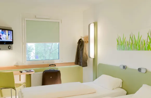 宜必思快捷馬賽東奧巴涅