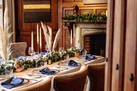 Langshott Manor - Luxury Hotel Gatwick Отели в г. Рейгейт