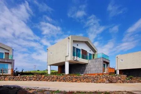 Jeju Udo Sun Stars Village Pension