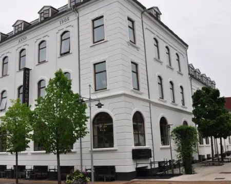 Hotel Phønix Hotels in Brønderslev