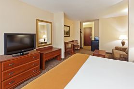 Holiday Inn Express & Suites Brevard
