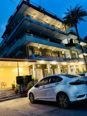 Hotel Golden Veena