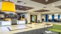 Holiday Inn Express & Suites HOUSTON SOUTH - PEARLAND by IHG - parking