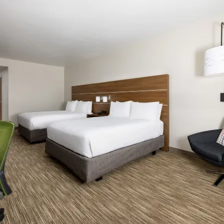 Holiday Inn Express & Suites OAKHURST-YOSEMITE PARK AREA by IHG