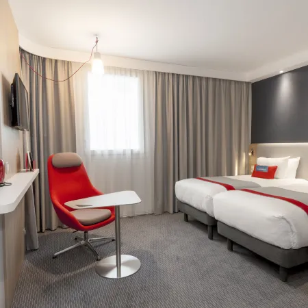 Holiday Inn Express PARIS - VELIZY by IHG