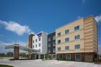 Fairfield Inn & Suites Dallas West/I-30