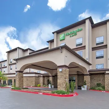 Wyndham Lake Charles Hotels near McNeese State University